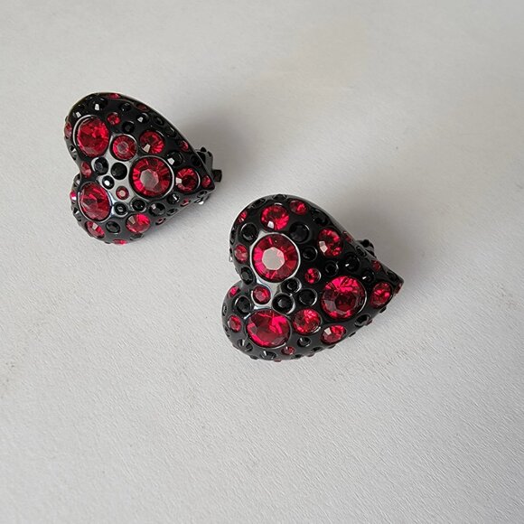 Signed Fifth Avenue Collection Heart Clip On Earrings - Picture 6 of 10